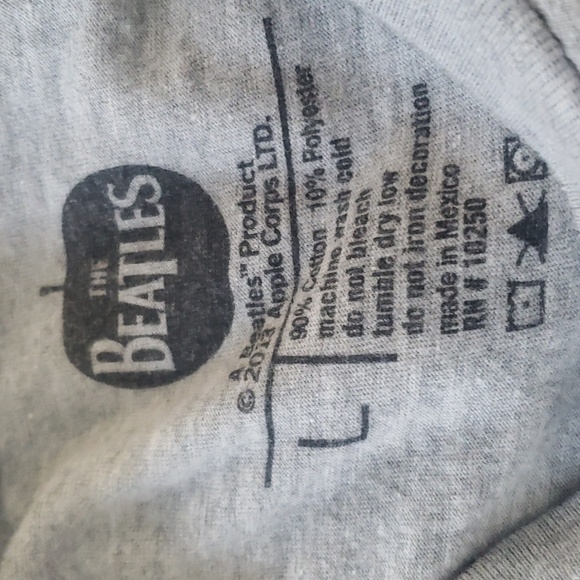 THE BEATLES band tee Indie Sleeze. Grunge - Picture 4 of 4